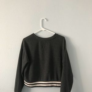Crop top crewneck